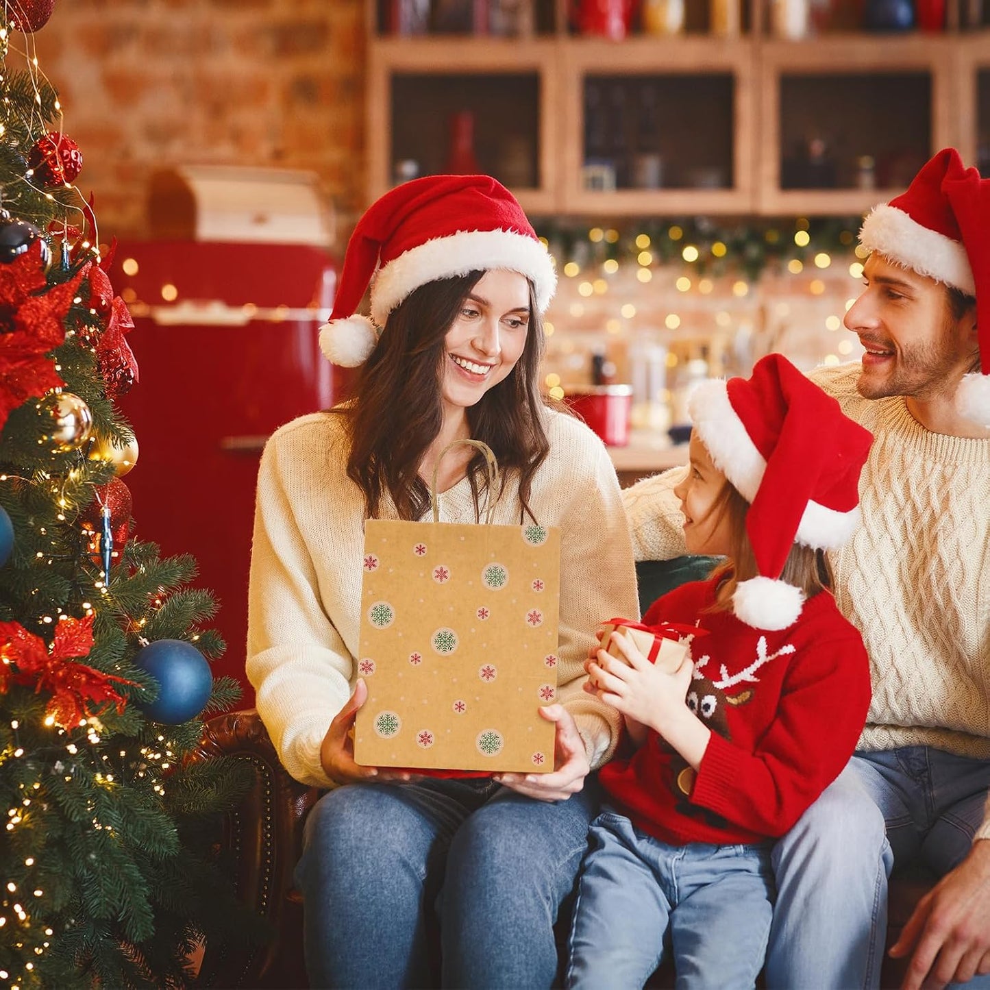 8.6x7x3.3 Inch Kraft Paper Christmas Gift Bags | 384 Pack Wholesale